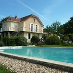 La Tulipe Perigourdine Casa de hóspedes 3*