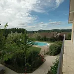 La Tulipe Perigourdine Le Buisson-de-Cadouin