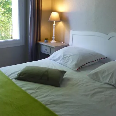 La Tulipe Perigourdine Le Buisson-de-Cadouin