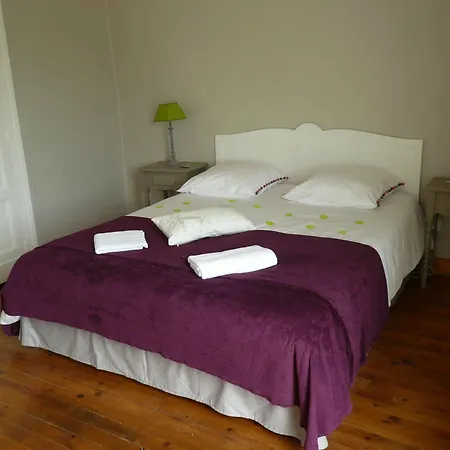 ベッド・アンド・ブレックファスト La Tulipe Perigourdine Le Buisson de Cadouin