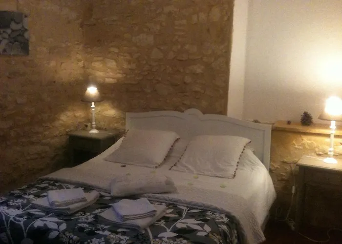 La Tulipe Perigourdine Le Buisson de Cadouin